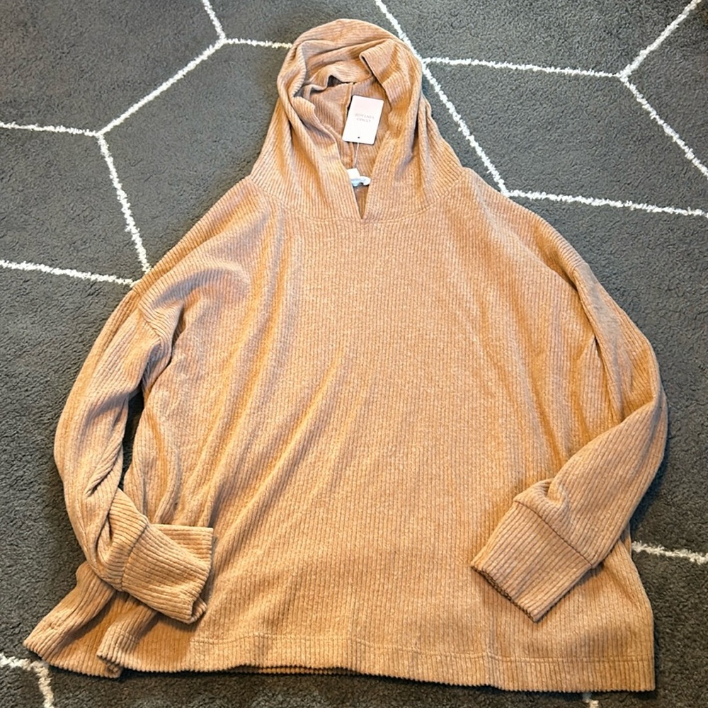 NWT Como Vintage Hoodie